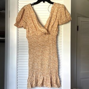 NWOT Urban Outfitters Lumiére daisy yellow sundress